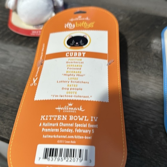 NWT Hallmark Itty Bittys 😻 Cuddles Toffee Cubby Mitzi - Picture 7 of 9